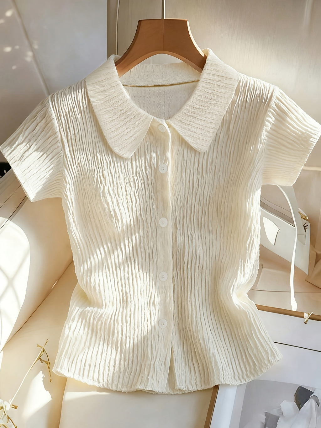 Women Peter Pan Collar Crinkle Short Sleeve Shirt
